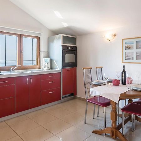 Pet Friendly Apartment In Koromacno With Wifi Eksteriør billede