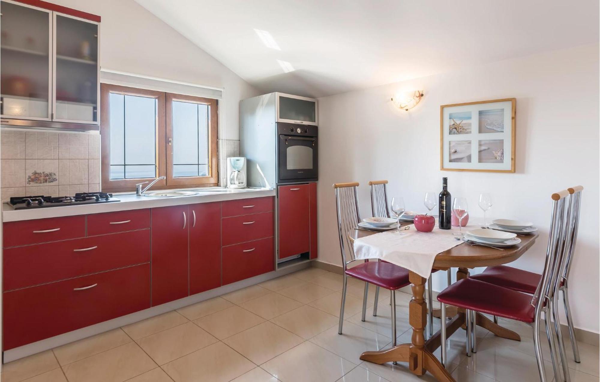 Pet Friendly Apartment In Koromacno With Wifi Eksteriør billede
