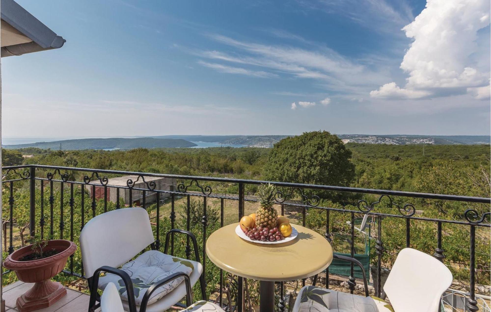 Pet Friendly Apartment In Koromacno With Wifi Eksteriør billede